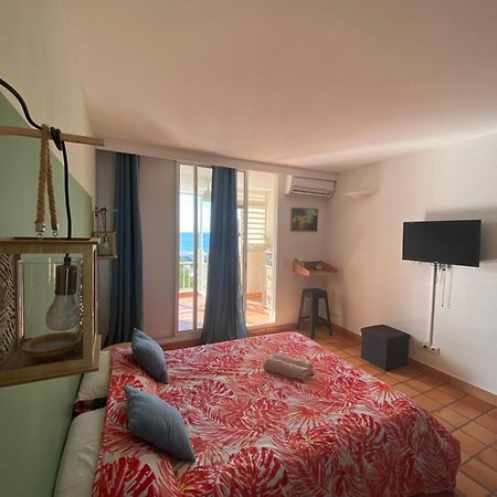 Studio Paisible Avec Piscine, Pas Loin De La Plage La Trinité Exterior photo