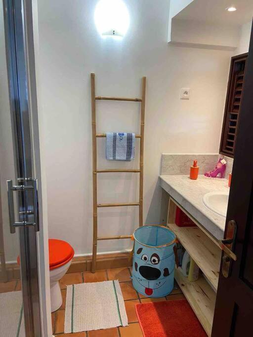 Studio Paisible Avec Piscine, Pas Loin De La Plage La Trinité Exterior photo